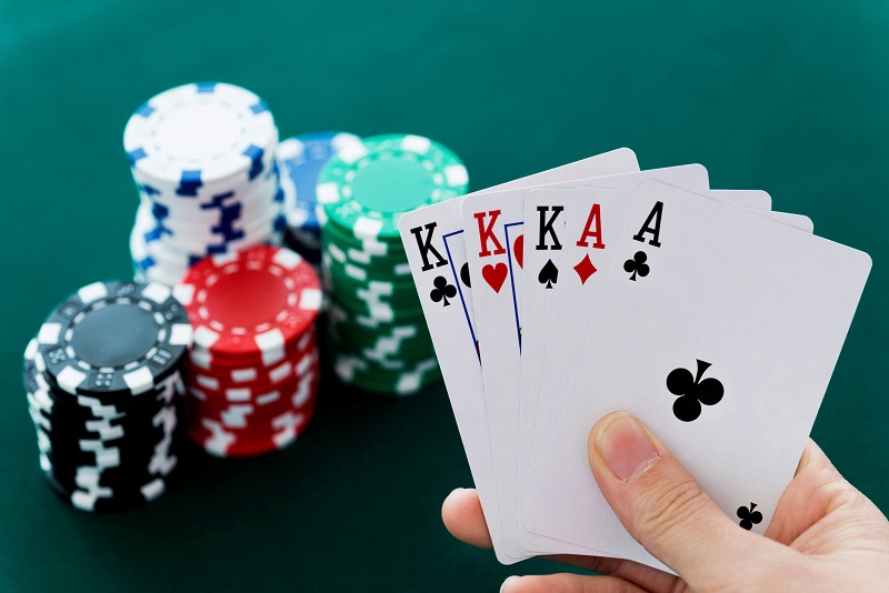 cách phân loại người chơi poker